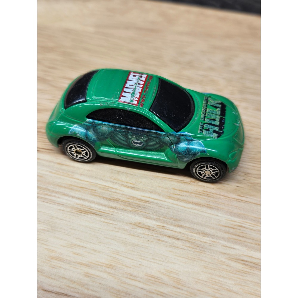 Maisto Marvel The Incredible Hulk Chrysler Pronto Cruizer Diecast Car 2003 Green